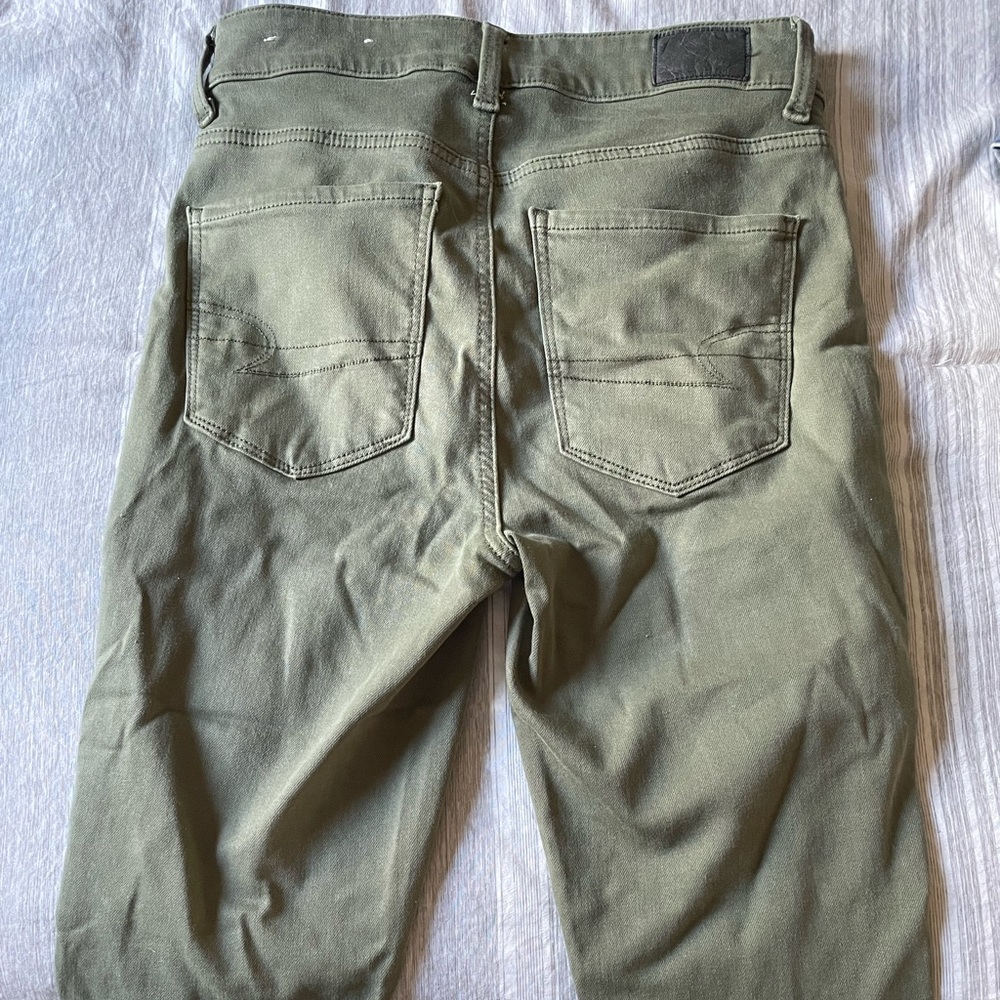 American eagle jeans!